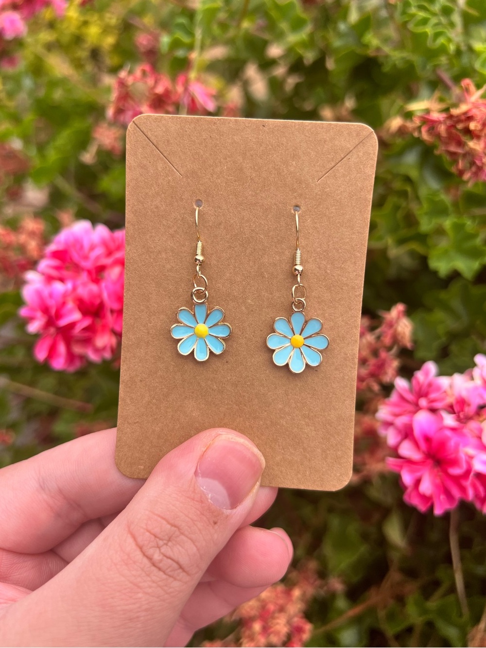 BLUE DAISY FLOWER DANGLE EARRINGS